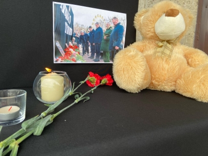 Мемориал в память жертв трагедии в «Крокус Сити Холле»