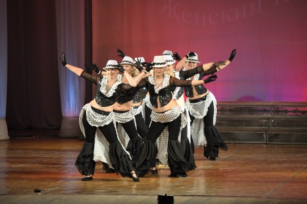 Народный ансамбль восточного танца «Шафран»